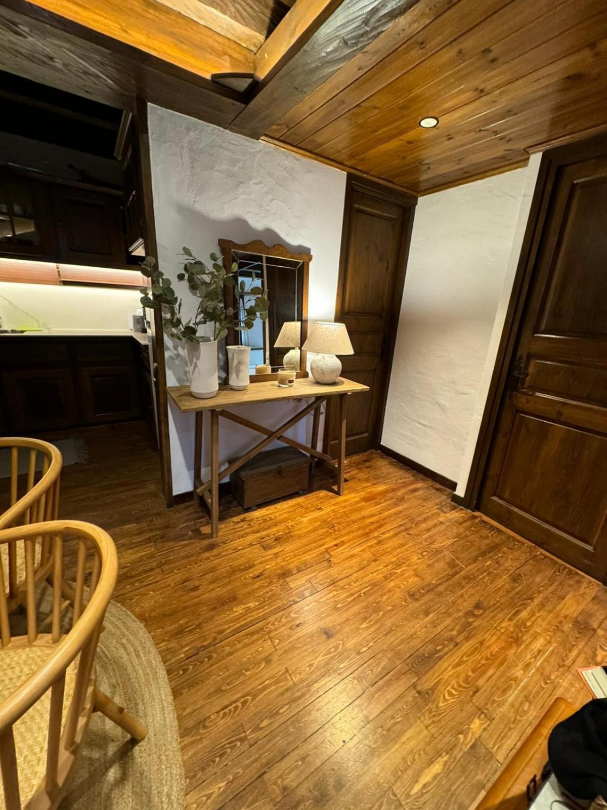 Baqueira 1500 Pie De Pistas Apartamento Cuilas Naut Aran Ngoại thất bức ảnh
