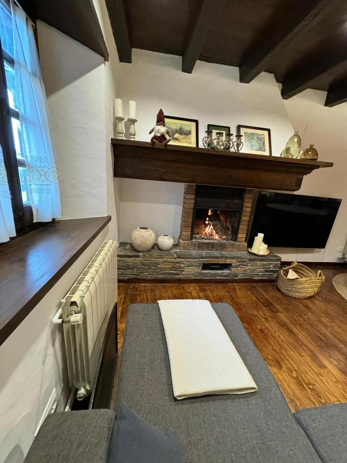 Baqueira 1500 Pie De Pistas Apartamento Cuilas Naut Aran Ngoại thất bức ảnh